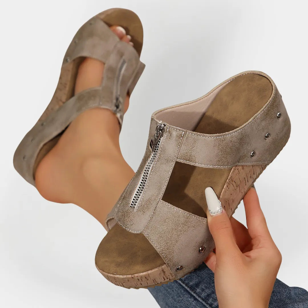 Comfortable Heeled Sandals with Zipper
